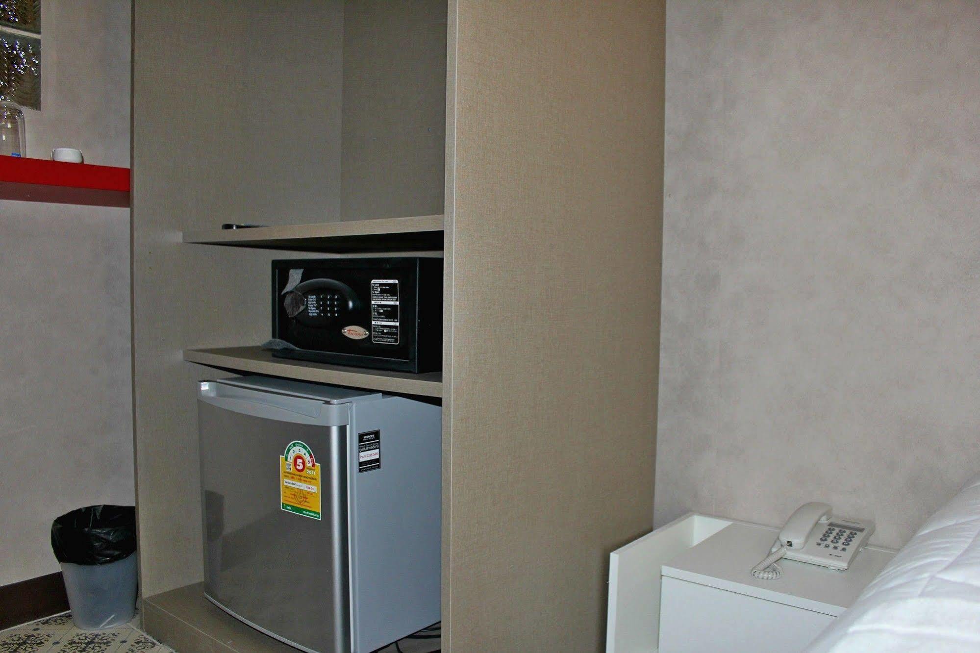 Everest Boutique Hotel Bangkok Esterno foto
