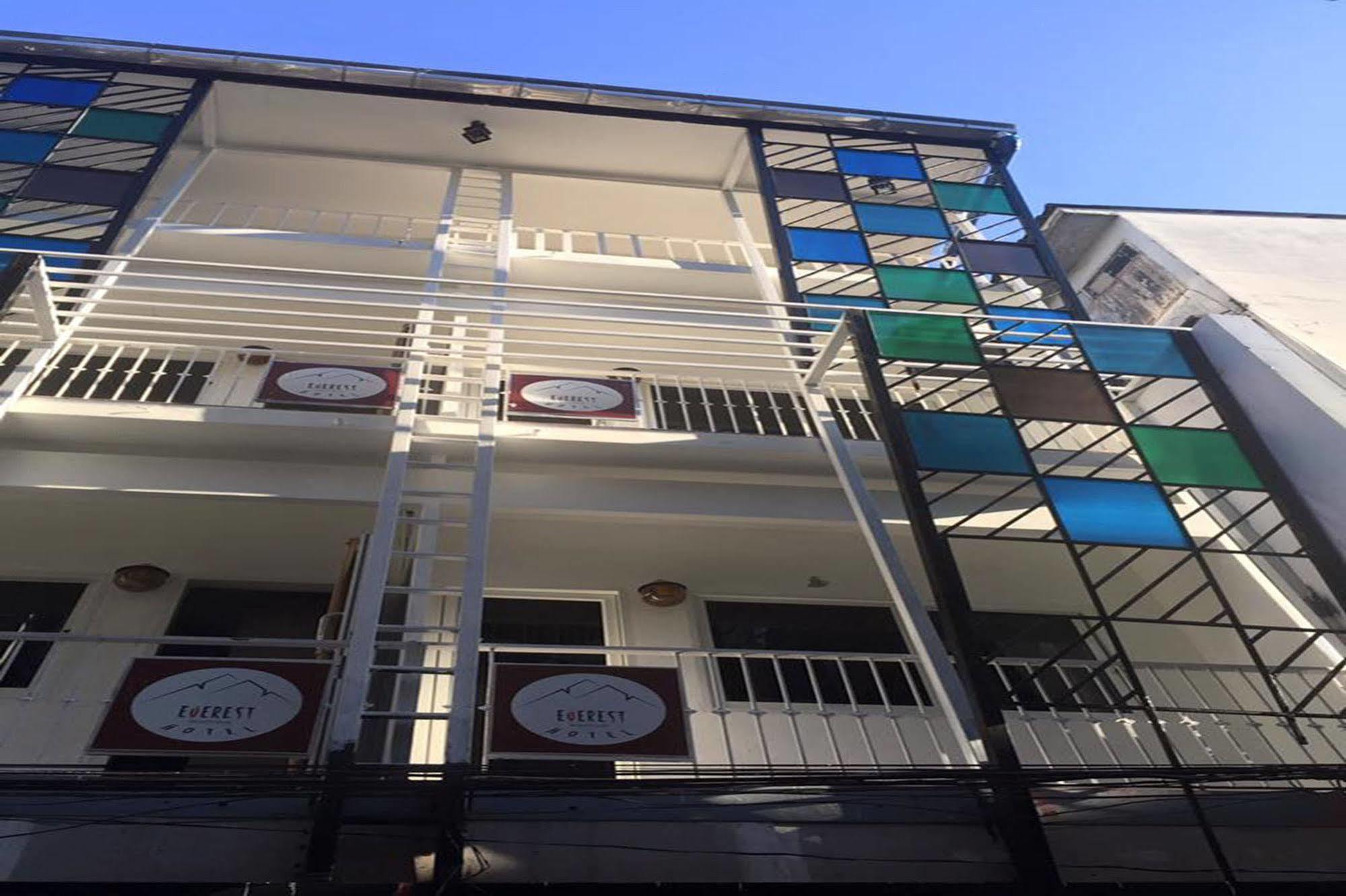 Everest Boutique Hotel Bangkok Esterno foto