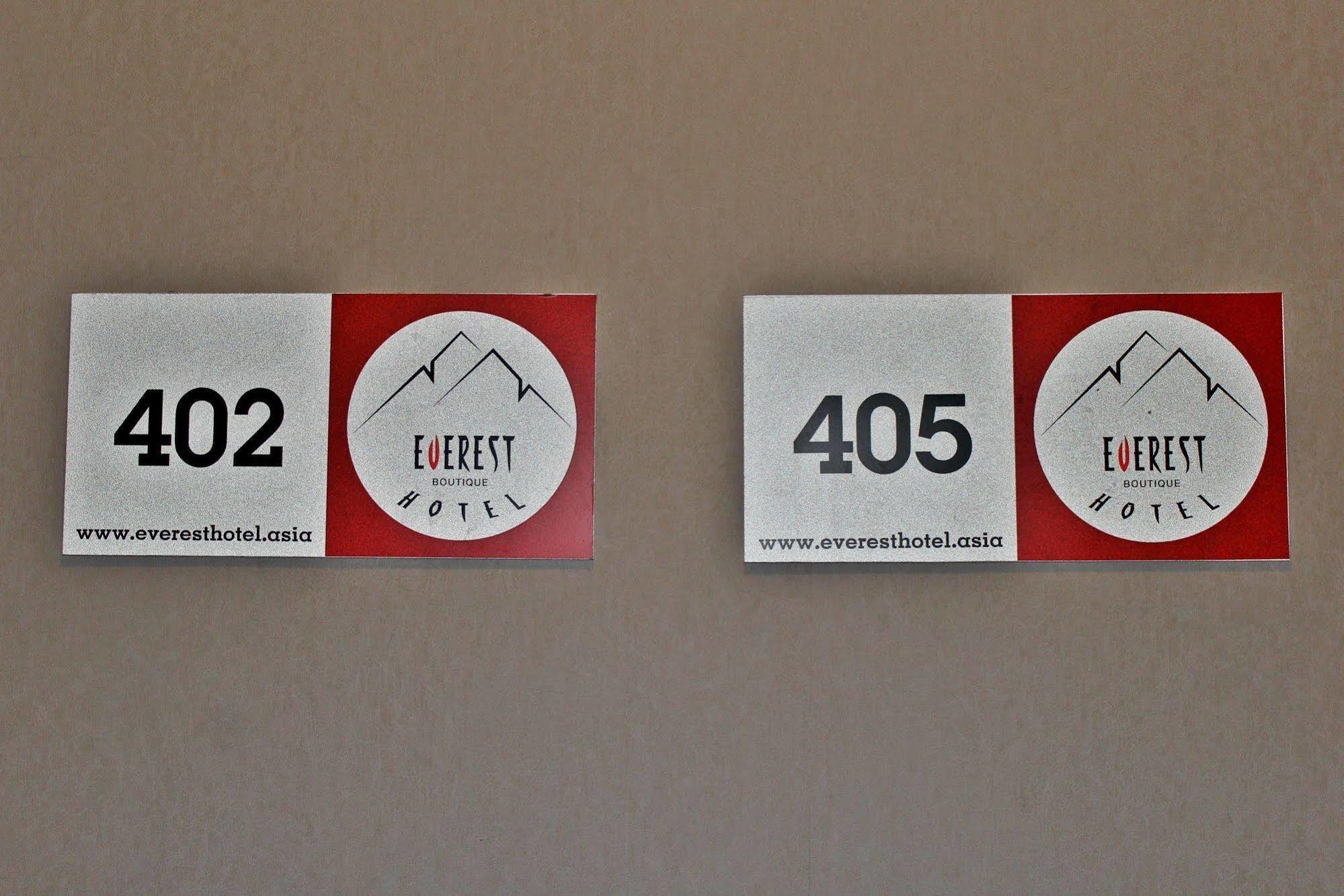 Everest Boutique Hotel Bangkok Esterno foto