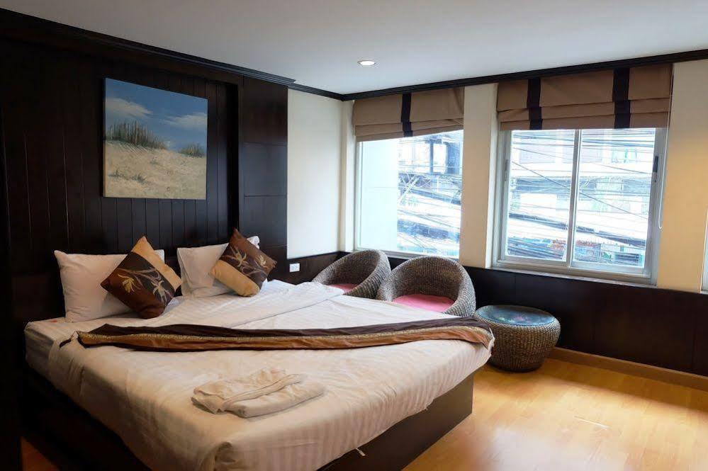 Everest Boutique Hotel Bangkok Esterno foto